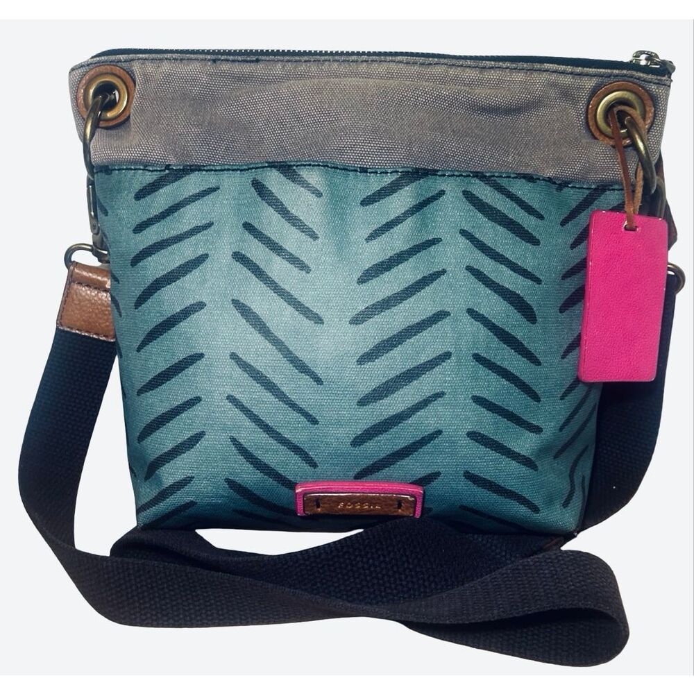 Fossil Keely Herringbone Crossbody - Picture 4 of 13